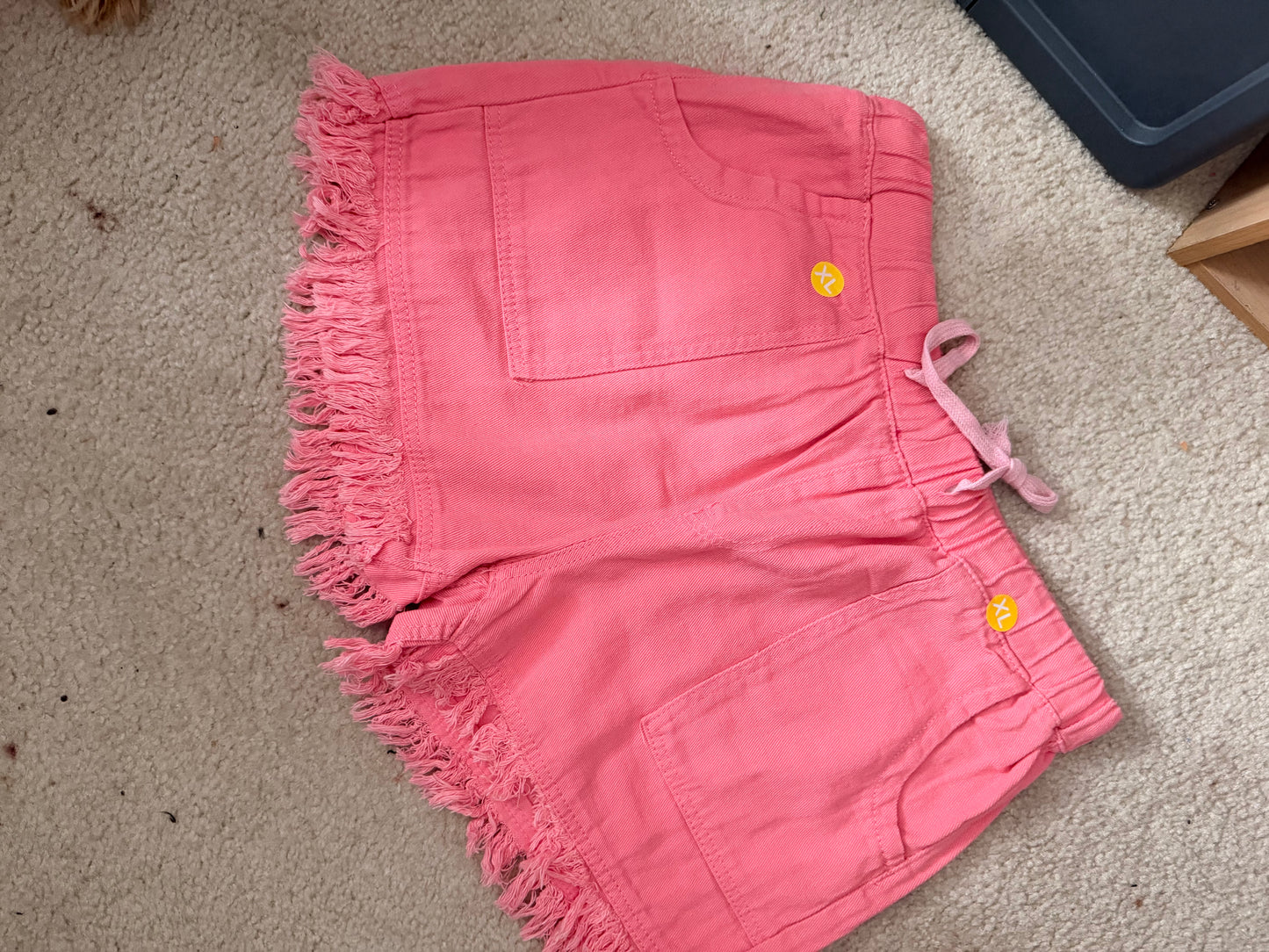 Xl pink freyed draw string shorts!