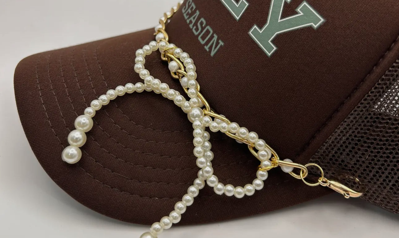 Hat pearl bow chain