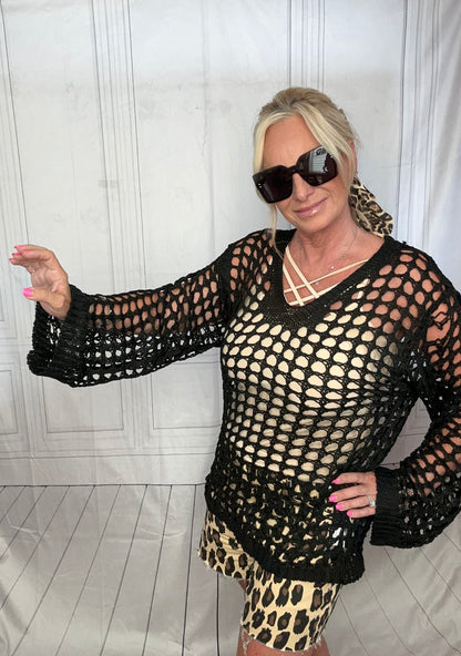 BLACK CROUCHET BELL SLEEVE TOP/ COVERUP