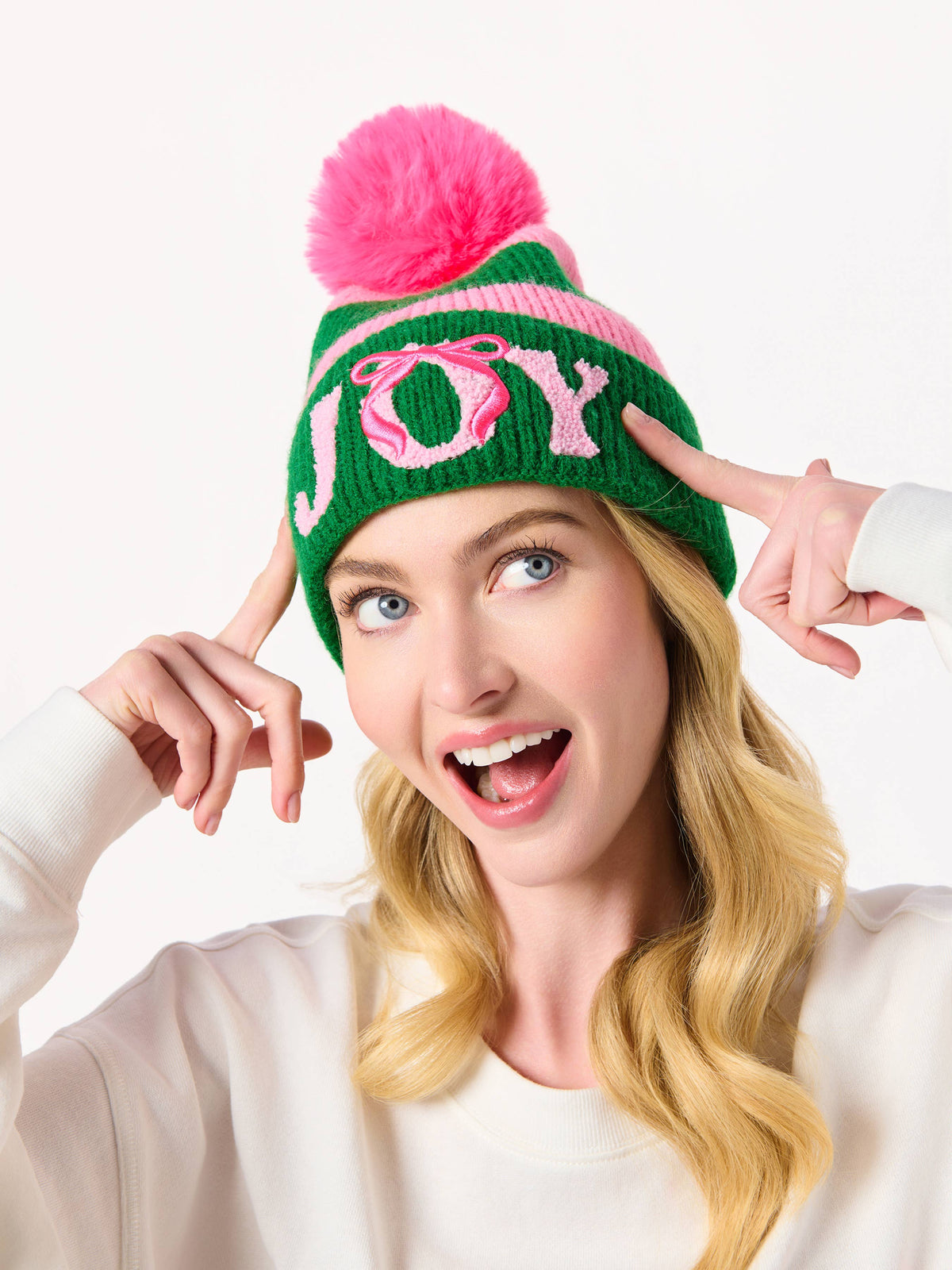 "JOY" BEANIE, GREEN